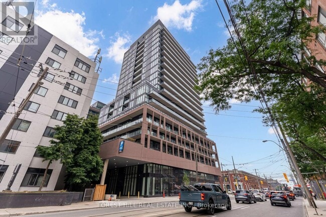 Building Photo - 285-1285 Dufferin St