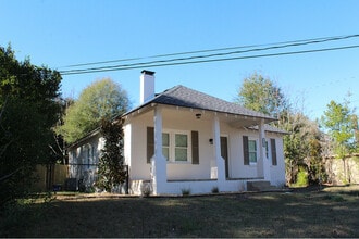 Building Photo - 1703 N Monroe St