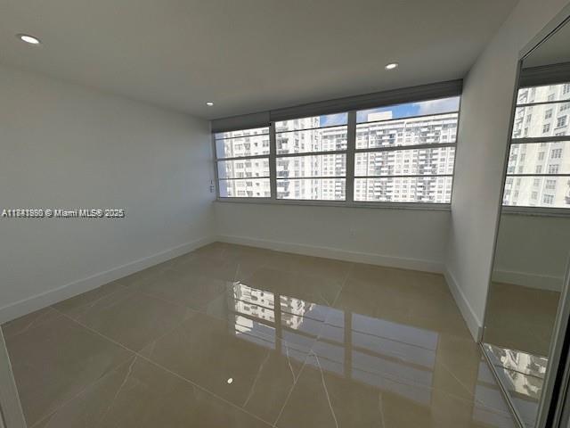 Foto del edificio - 18071 Biscayne Blvd