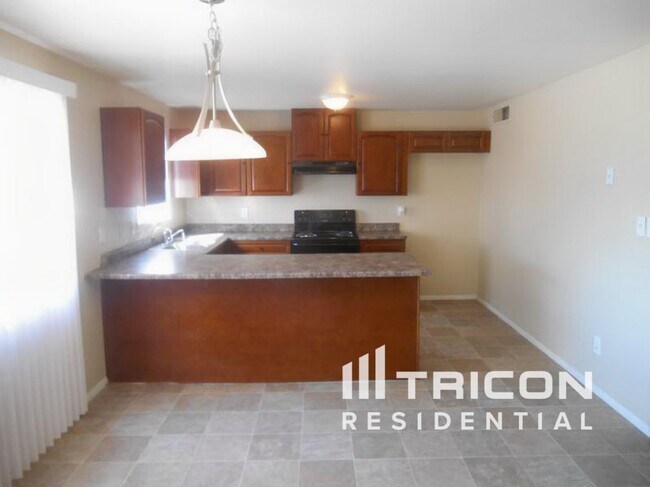 Foto del edificio - 3701 E Greenway Ln
