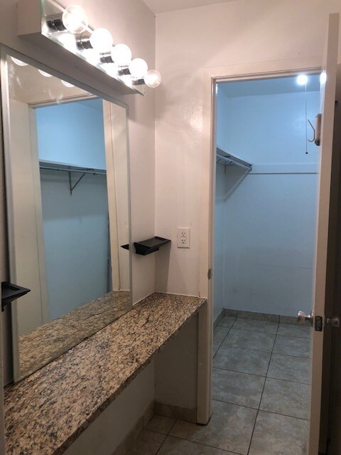 Foto del edificio - 12816 Midway Rd