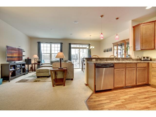 Foto del edificio - 11896 Emery Village Dr N