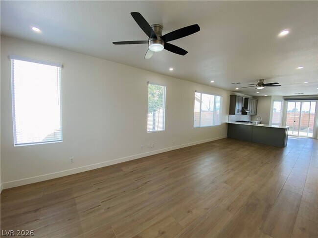 Foto del edificio - 8794 Timber Mesa St