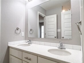 Building Photo - 4066 W Sardinia Way