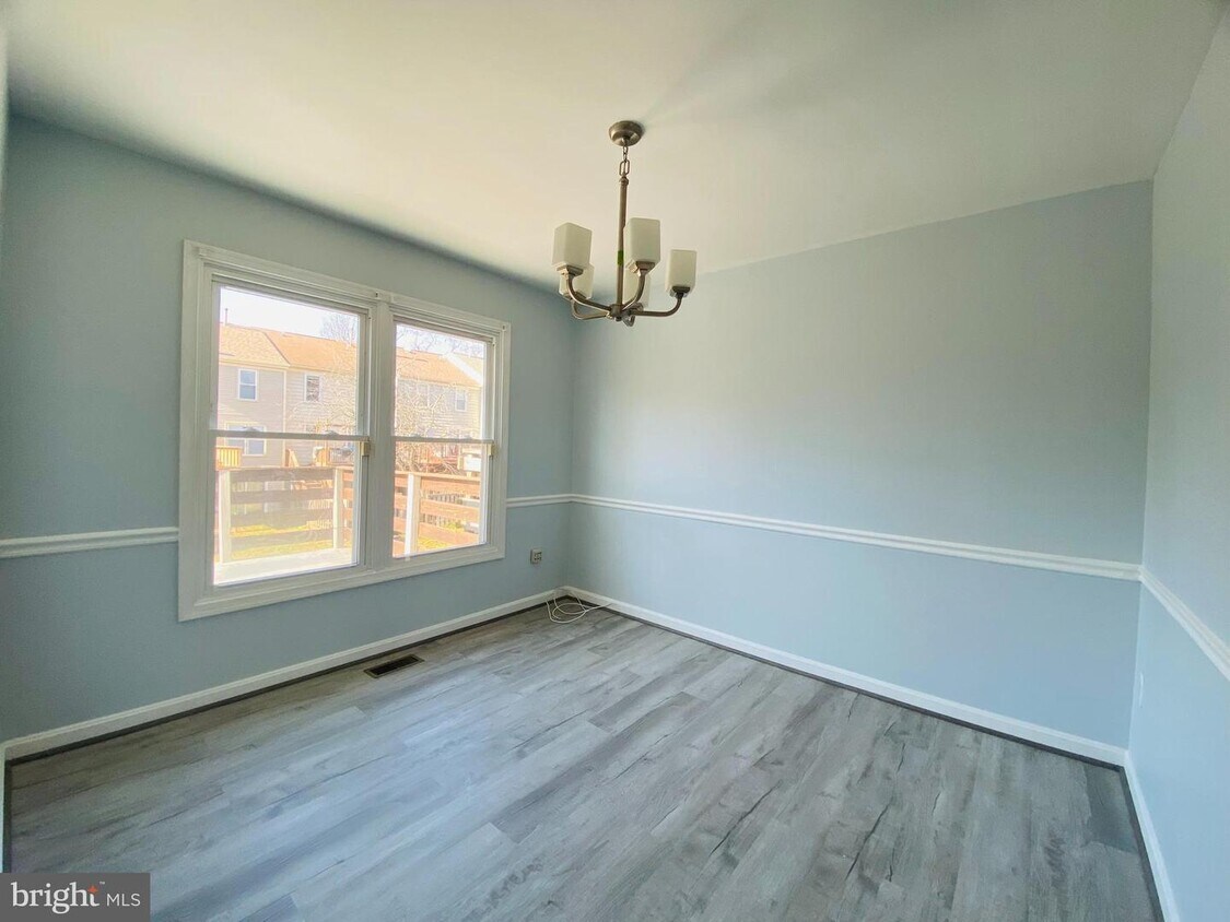 10702 Brice Ct, Fredericksburg, VA 22407 Townhome Rentals in