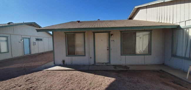 Building Photo - 382 N McQueen Rd