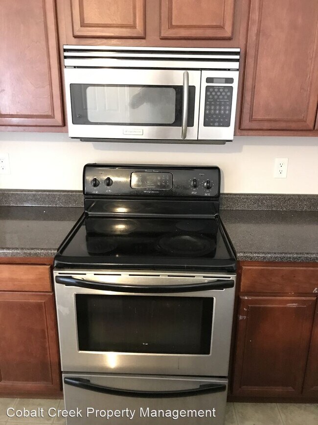 Foto del edificio - 2 br, 2 bath House - 1731 W 53rd Place Unit 8