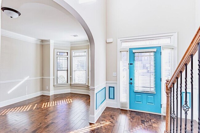 Foto del edificio - 141 River Valley Ln