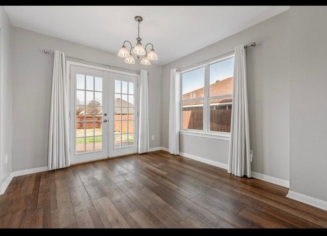 Building Photo - 1600 Kingsgate Dr