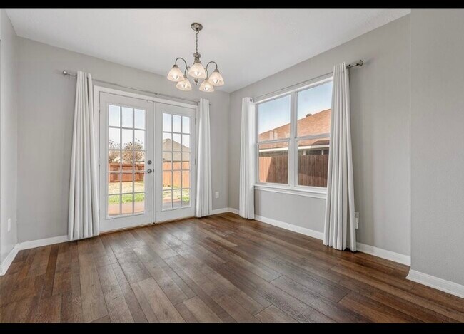 Foto del edificio - 1600 Kingsgate Dr