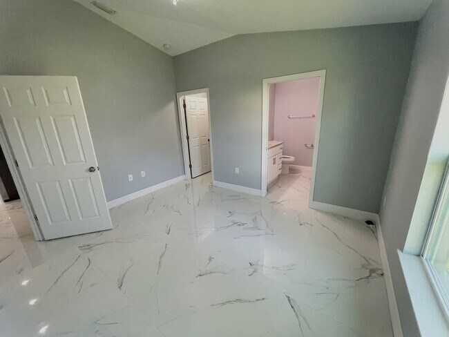 Foto del edificio - AKACHER01