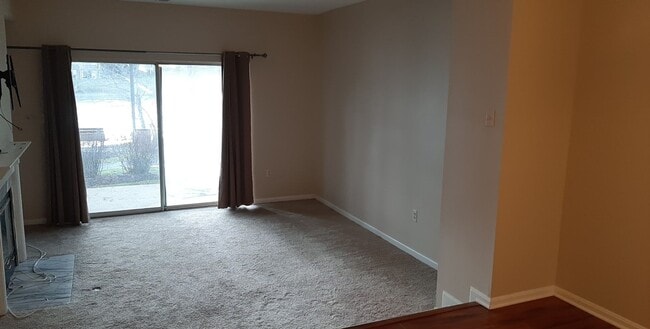 Foto del edificio - Spacious 3 Bedroom Condo- Olney, MD