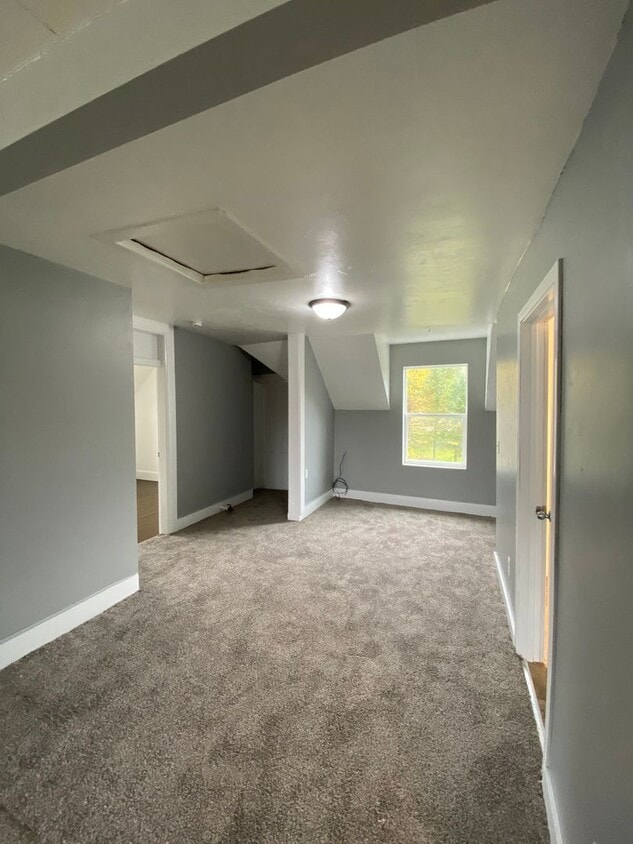 Foto principal - 341 Pecor St