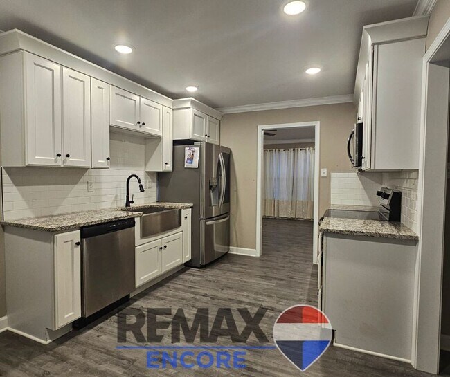 Foto del edificio - Sorry No Smoking and Pets Permitted with Restrictions