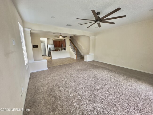 Foto del edificio - 3737 Windmaker Way