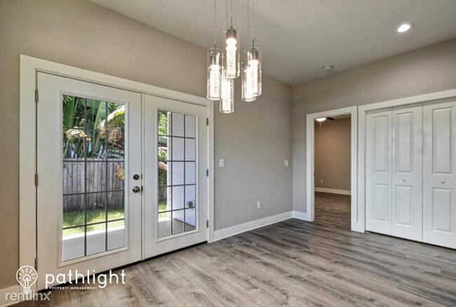 Building Photo - 3 br, 2 bath House - 6356 30Th Way N UNIT