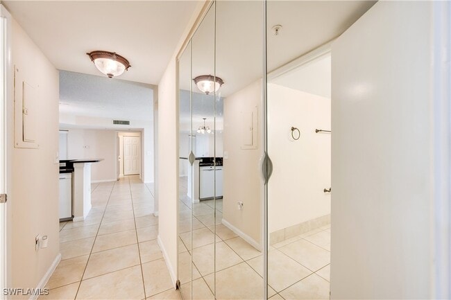 Foto del edificio - 1210 Wildwood Lakes Blvd