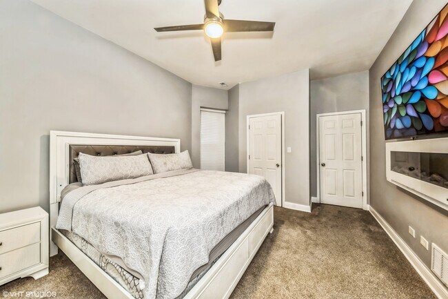 Foto del edificio - 6344 S Langley Ave