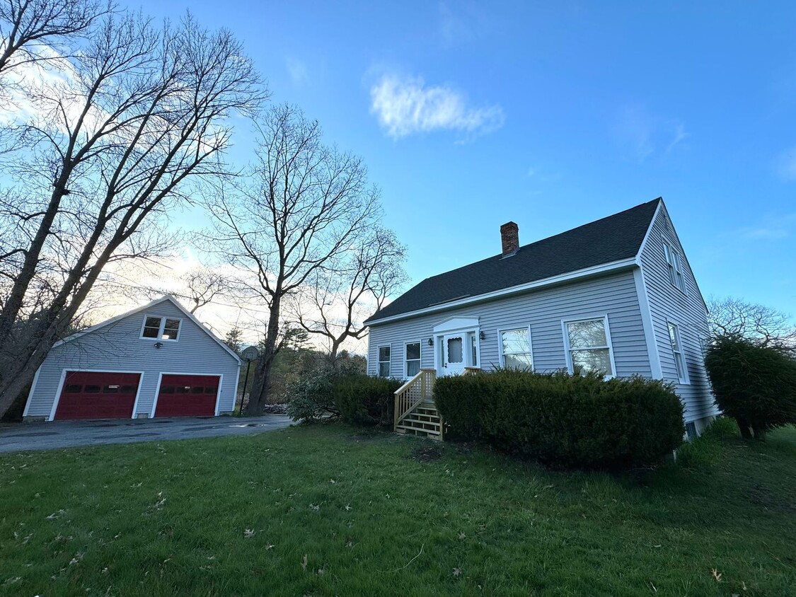 Primary Photo - Charming and Perfect 3BR Cape Rental