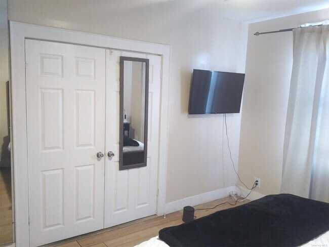 Foto del edificio - 164-03 119th Ave