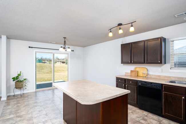 Building Photo - 3603 Timber Run Dr