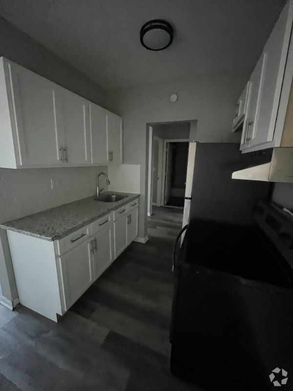 Building Photo - 89 S Whitney St