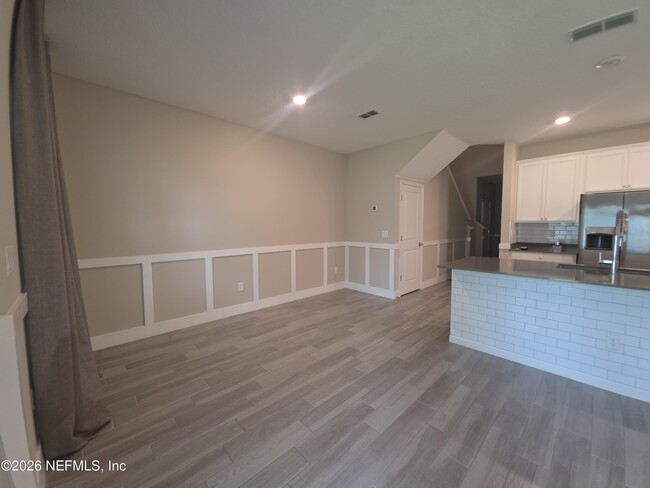Foto del edificio - 12784 Josslyn Ln