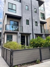 Building Photo - 14553 Benefit St