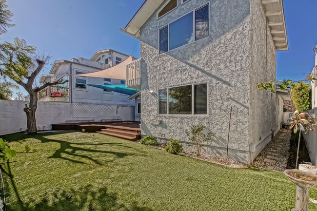 Foto del edificio - SPACIOUS & AIRY, GOLDEN TRIANGLE 4BR3BA HOME W/ CITY/MOUNTAIN VIEWS, OPEN & AIRY LIVING SPACE & S...