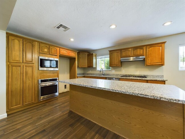 Foto del edificio - 22326 N Fork Dr