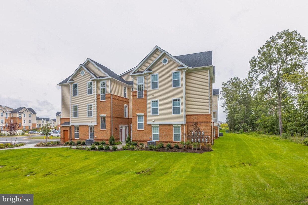 23255 Milltown Knoll Square, Ashburn, VA 20148 House Rental in