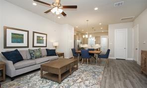Building Photo - 7703 Rainbow Dr