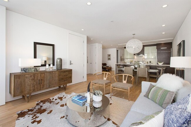 Foto del edificio - 2BR/2.5BA Stunning Noe Valley Condo, w/Pri...