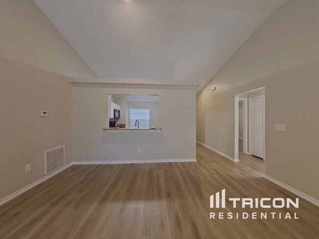 Foto del edificio - 1152 Dunbridge St