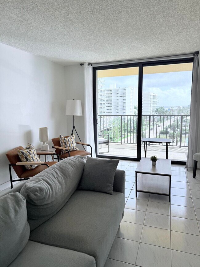 Foto del edificio - 801 N Ocean Blvd