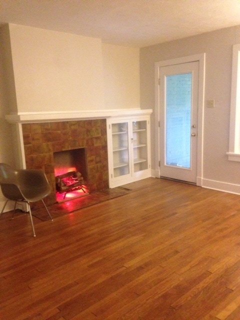 Living Room - 365 Spahr St