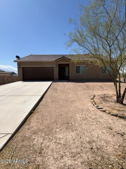 Building Photo - 12459 W Cabrillo Dr