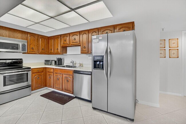 Foto del edificio - 6805 Willow Wood Dr