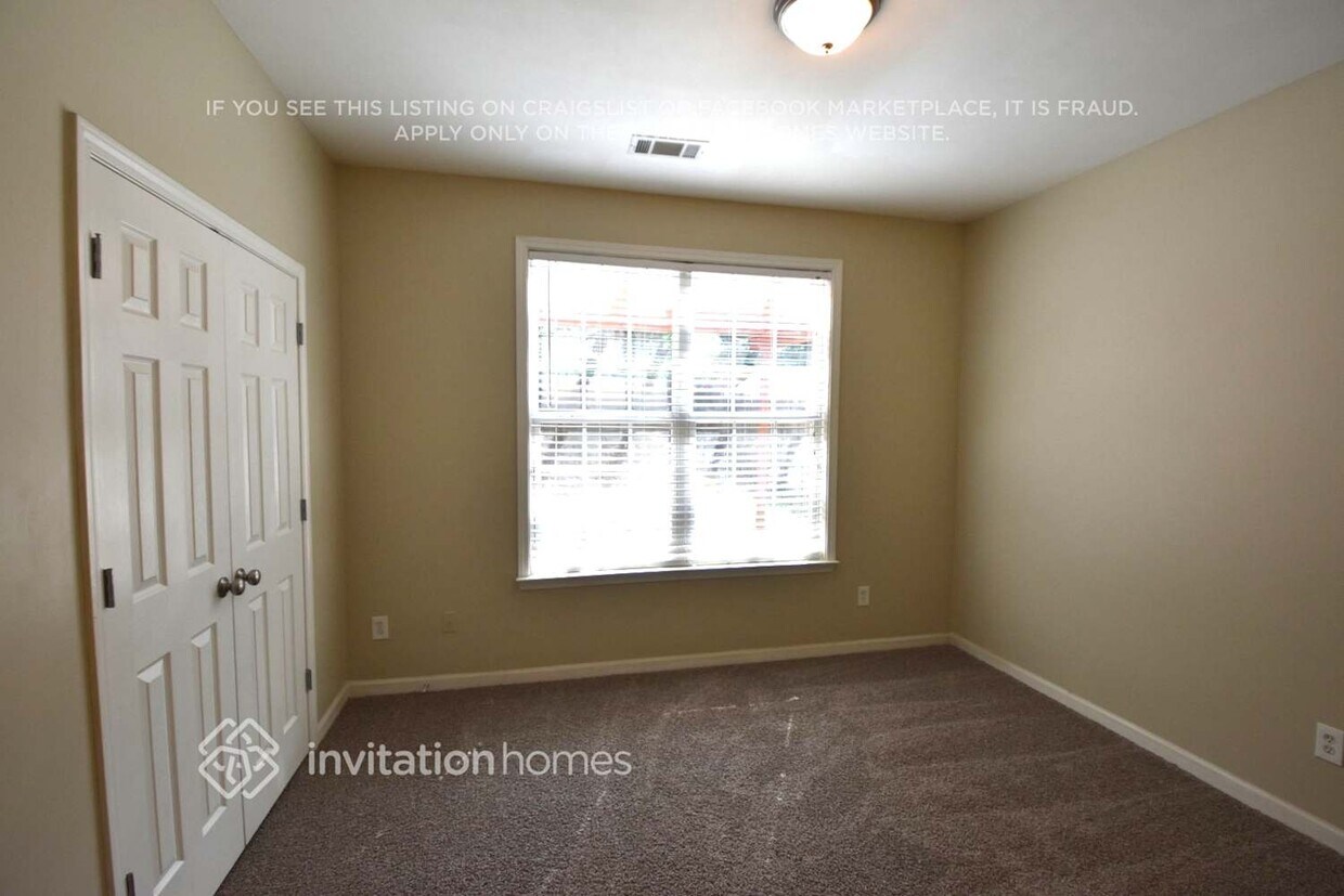 Foto del edificio - 3158 Yelton Ln