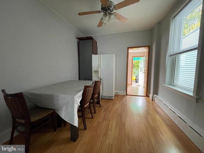 Foto del edificio - 3134 Cedar St