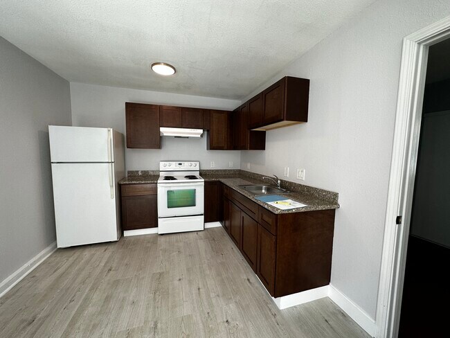 Foto del edificio - 4142 Davis St
