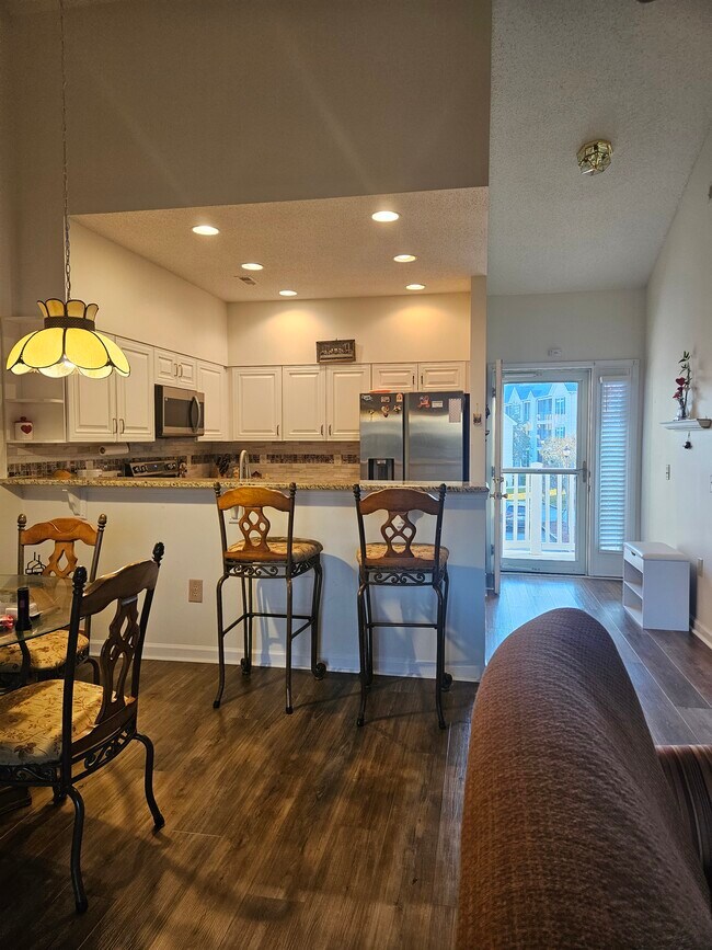 Foto del edificio - 108 Scotch Broom Dr