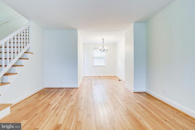 Foto del edificio - 2822 S Buchanan St