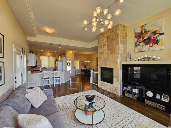 Foto del edificio - 9875 Poppy Ct