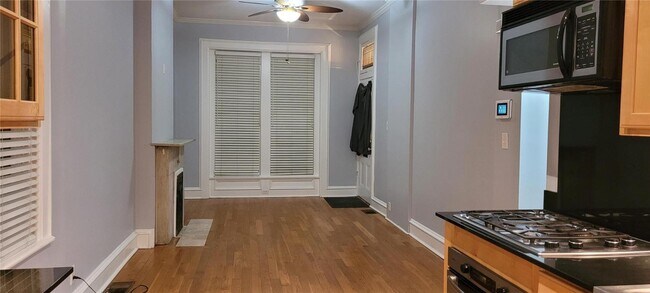 Foto del edificio - 2120 Waverly Pl