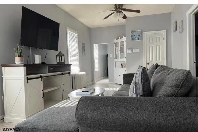 Foto del edificio - 1420 N Arkansas Ave