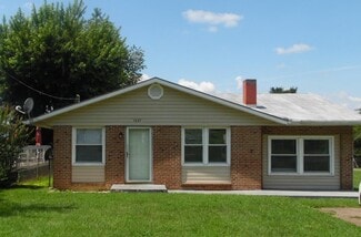 Building Photo - 1337 Cedar Ave