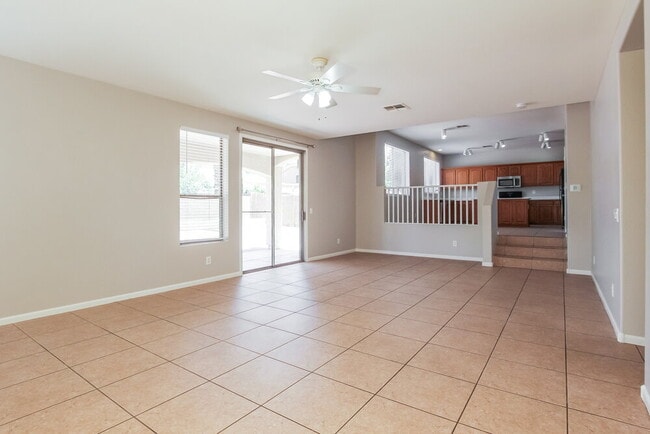 Building Photo - 6904 W Jackrabbit Ln