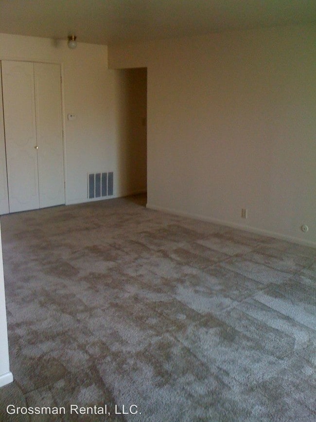 Building Photo - 1127 Lincoln Ave