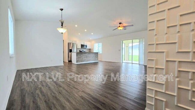 Foto del edificio - 232 NW 6th Ave